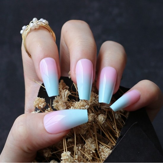 Hot 24PCS Flame Pattern Fake Nails 